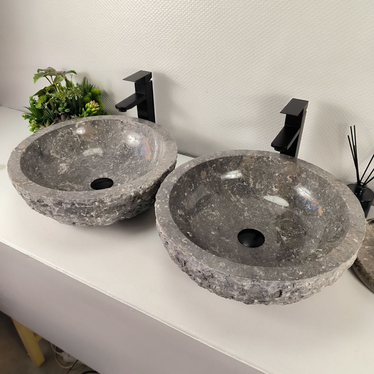 avr6th8tcnsp5zbheblugatwhwsrl3ti