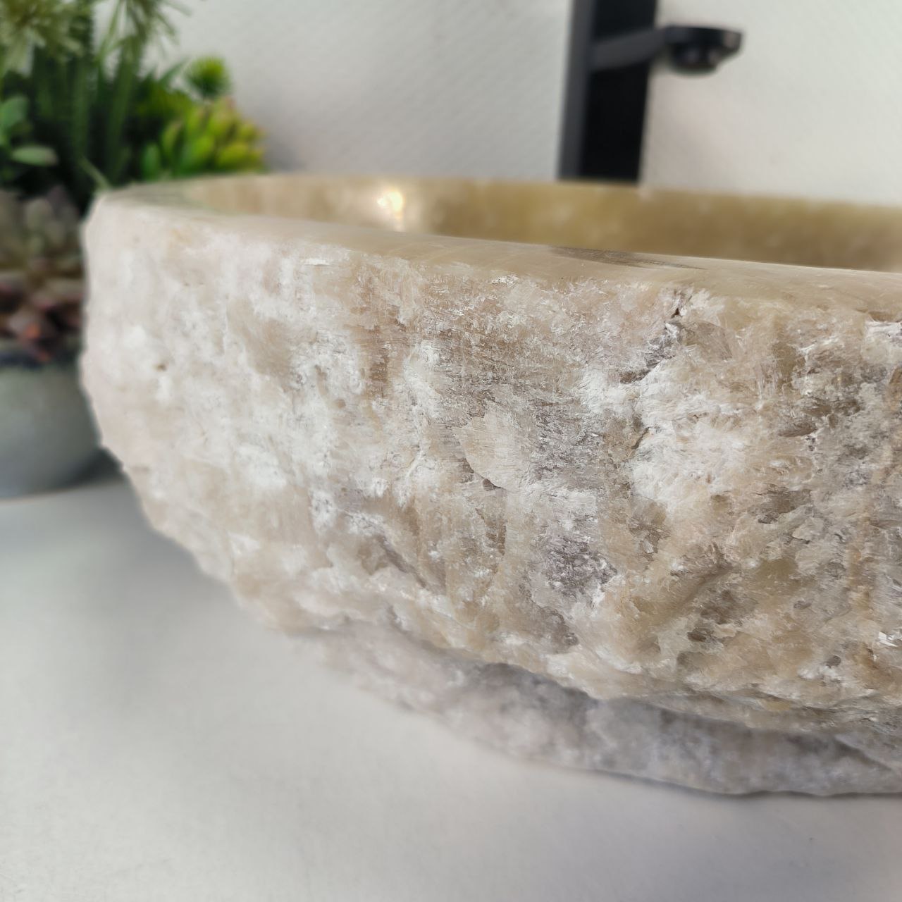 0vgle3ndxmu43nlcw8urv80cg0wymgq4