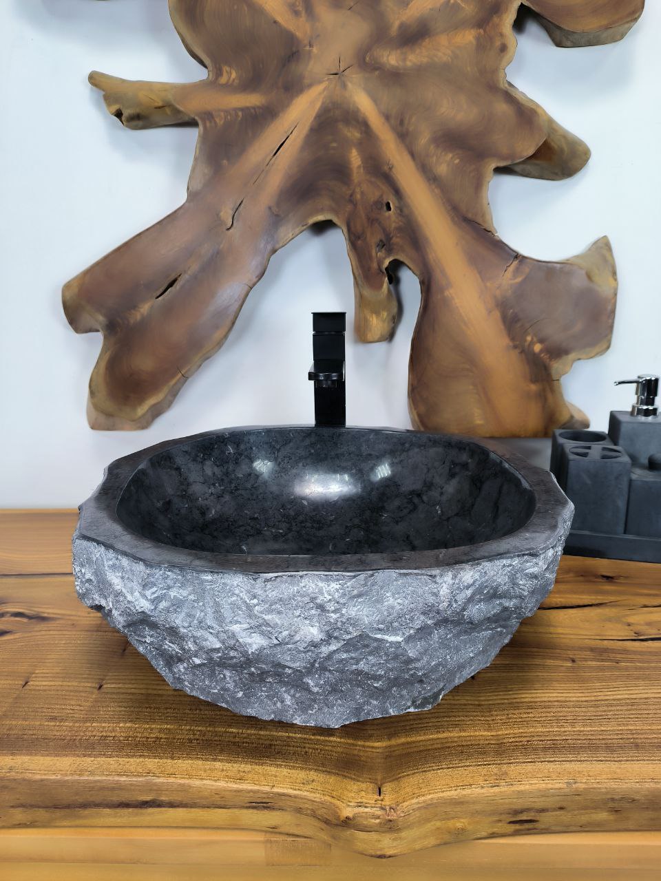 baaec60a-861c-4543-93a7-0840c7f3817c