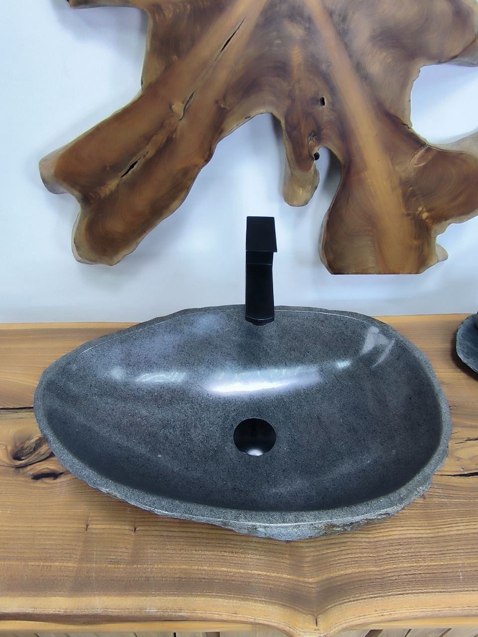 Раковина из речного камня RS-66421 56х37х15 из натурального камня