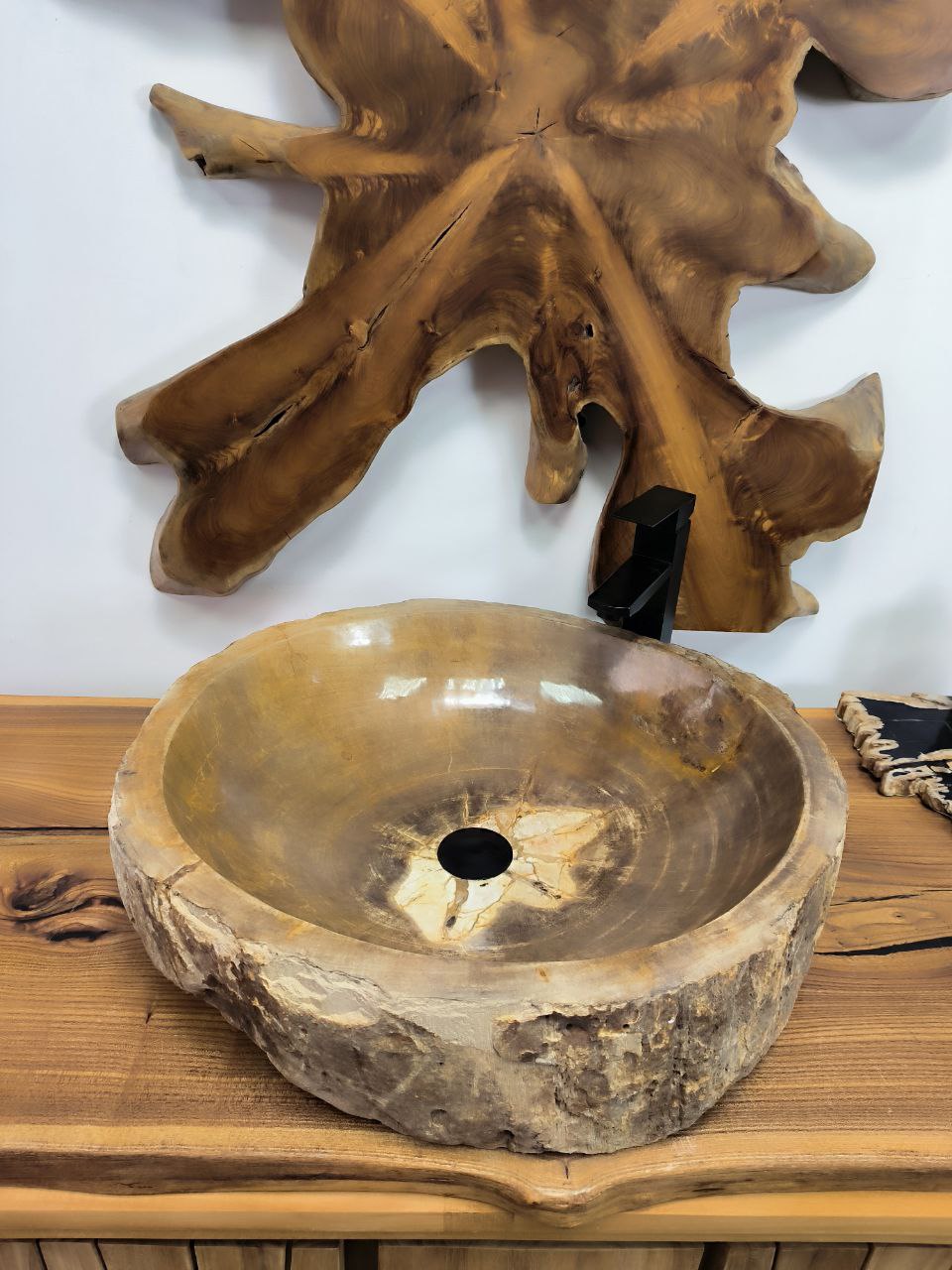 7a53b1ab-d289-4ff2-86f6-e2a9759b454f