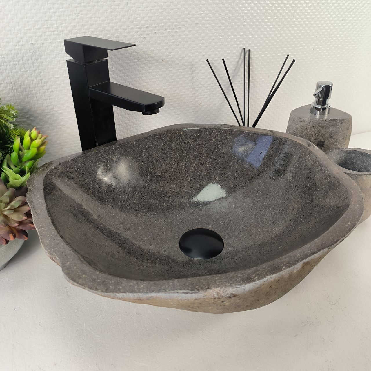 Раковина из речного камня RS-65436 42*37*14 из натурального камня