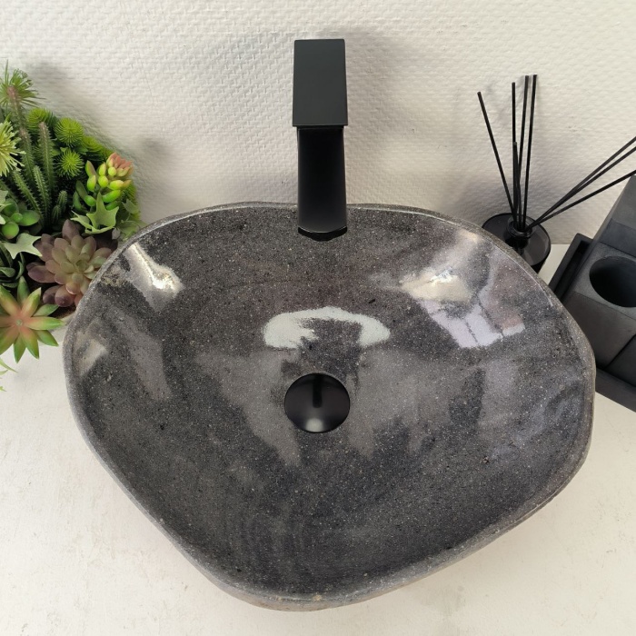 v5sdrb19rgyolgfaa1mu9222q8nidm1v