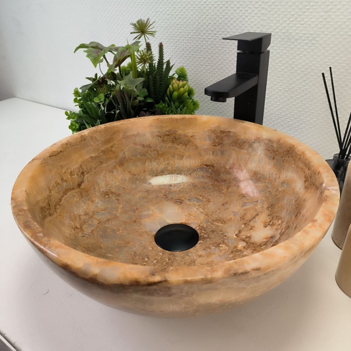 6dxg0icso9uxar4rfimliqtar3q75z2a