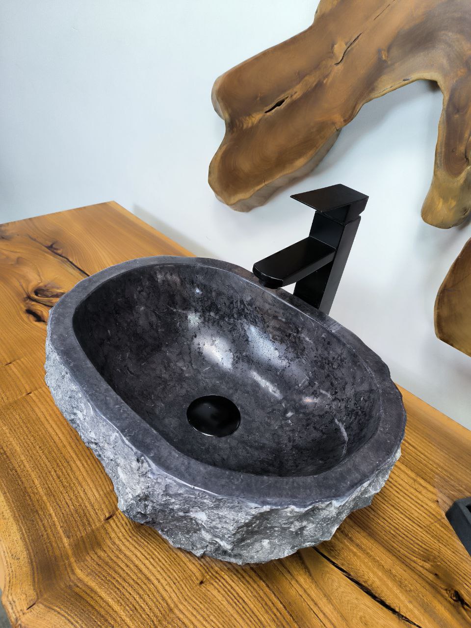 0f1c2755-84f4-4c01-9860-d3777a6b926d