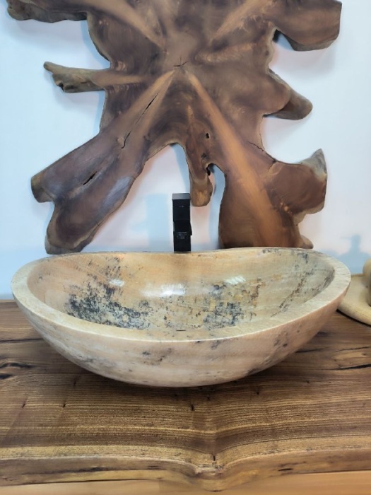 0b53b9df-79bb-445e-8fd1-a4c3edc1230a