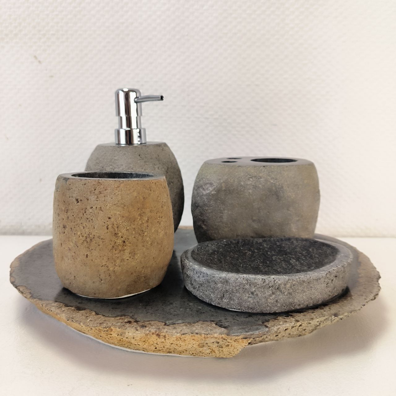 ro9z74n0yn7ur1c11d0uow88dnc5attk