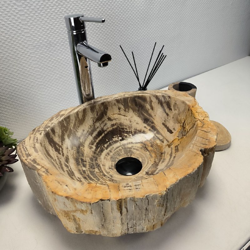 8shnd9iwpq7q48a80prvs25mhzk1s3a3