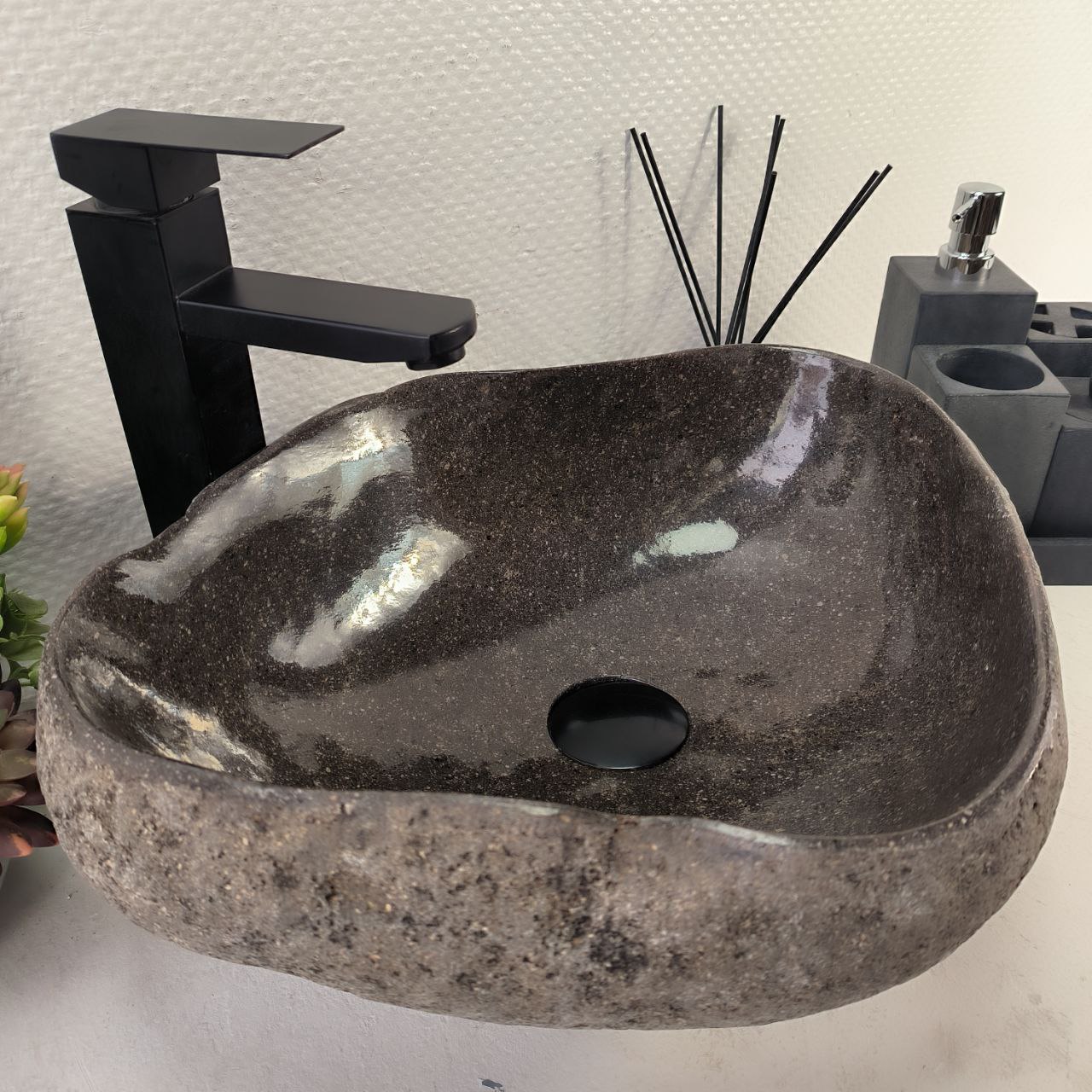 349gq40hf3n6eqd551tlpnhotq3fykm1