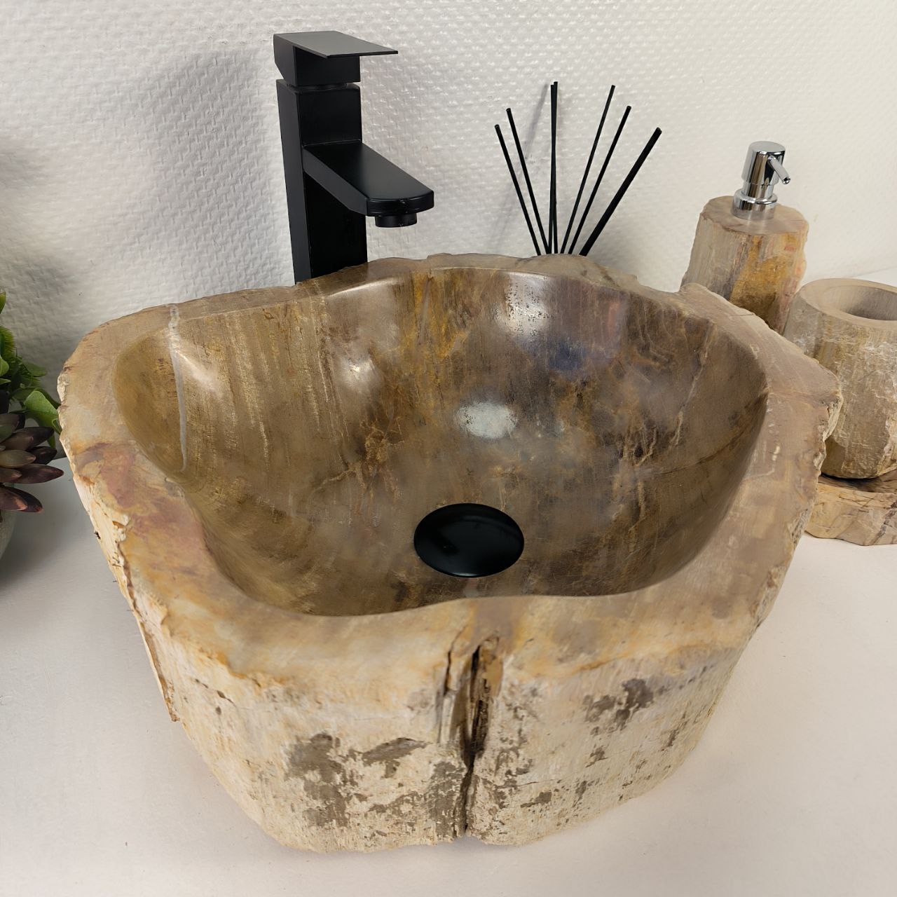 7bu2hjpj5xkjfq4bwmbmptd6rz3r9qek