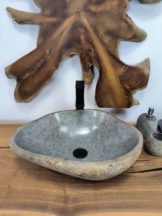 a5480068-ae9b-4489-9681-1f8fa67a9042