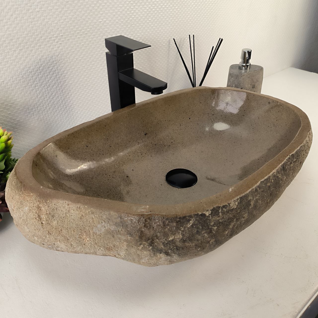 3m0vcneualhmu3xemxbxjxk3kvsjq9it