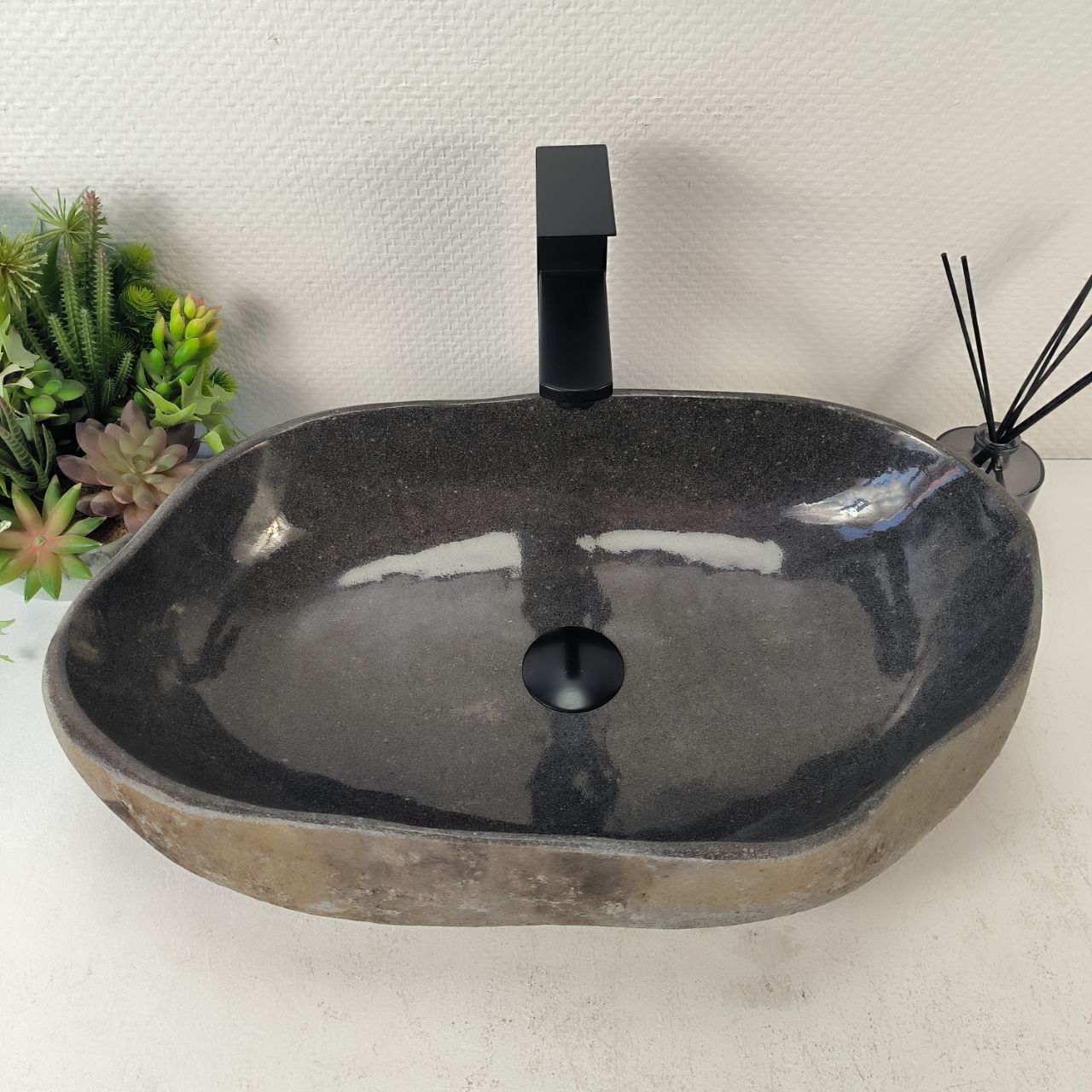 Раковина из речного камня RS-65314 53*35*15 из натурального камня