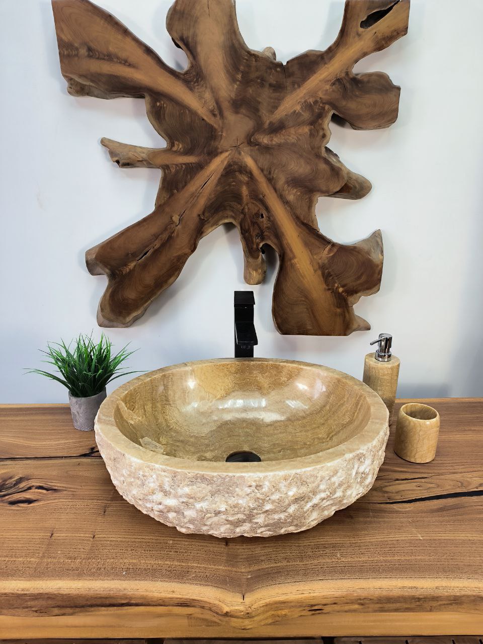 photo_2025-05-15_16-49-03