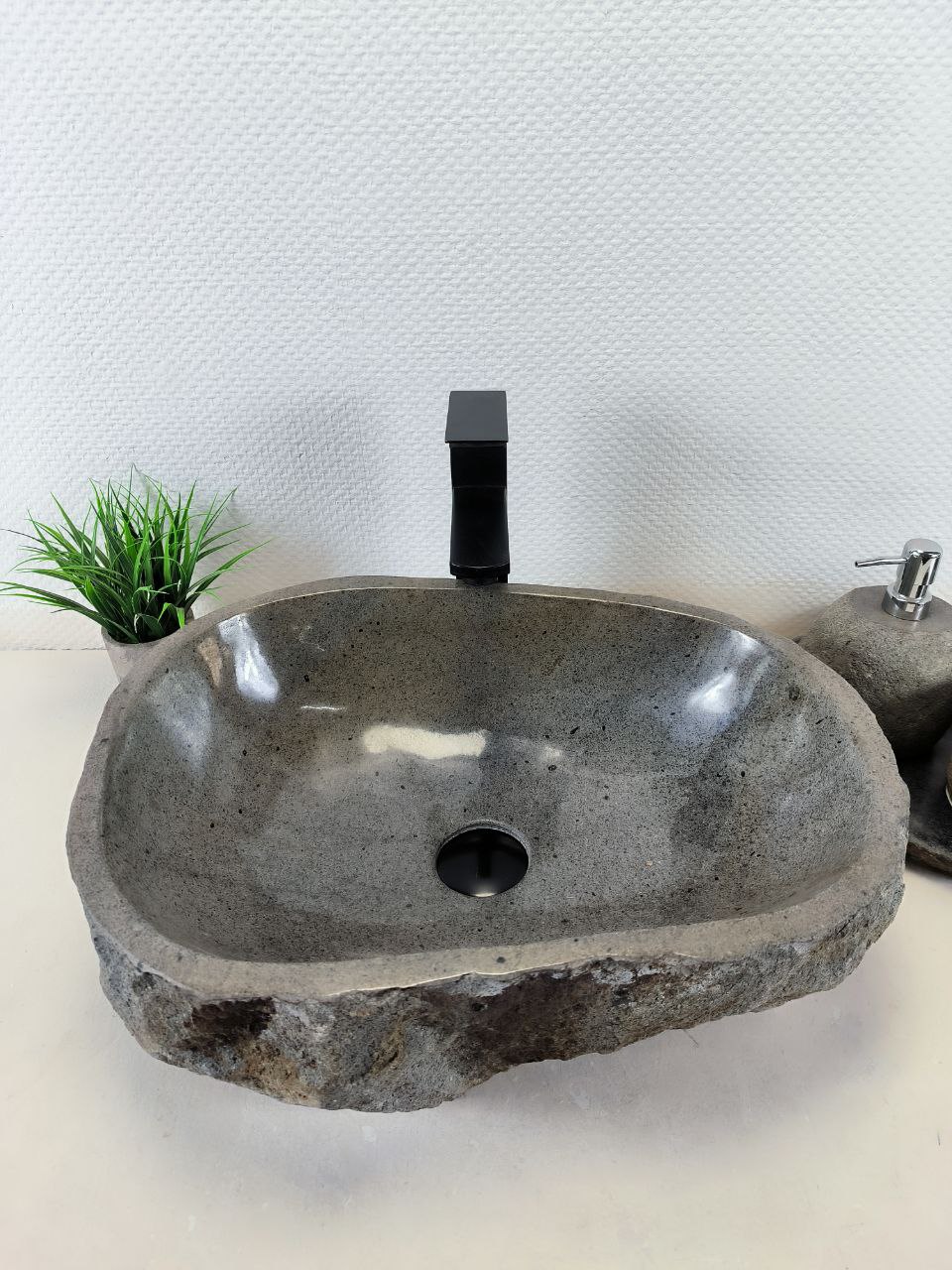 d11bbbc9-f38a-47b5-a5b2-29d5137f49d4