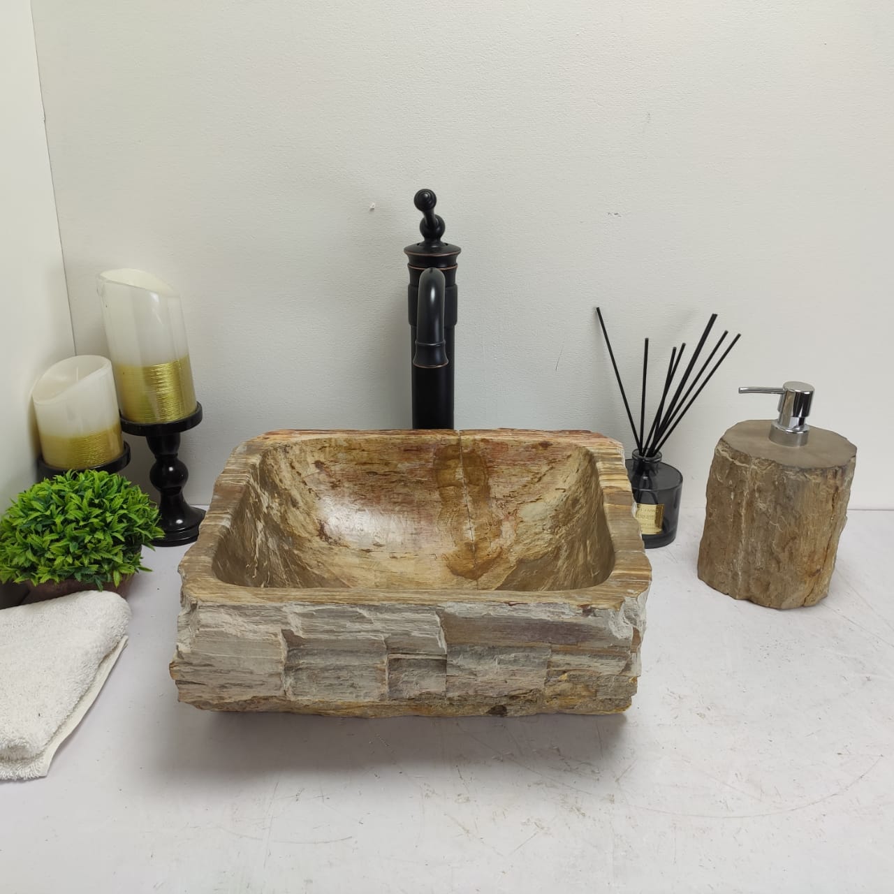 83eo0enrd321r5len8gvm1mof1yppmvt