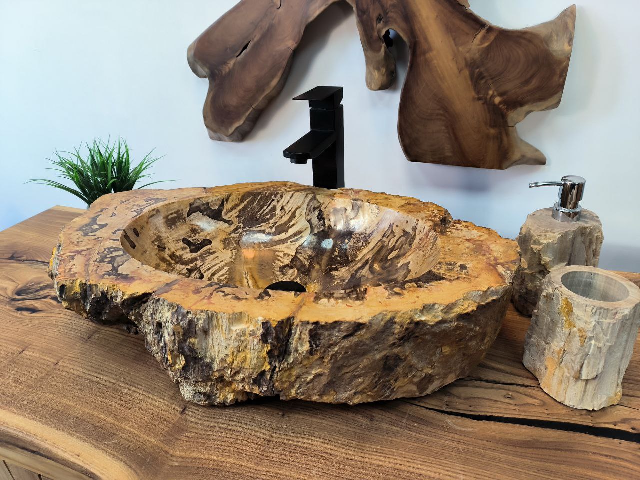 photo_2025-05-16_11-09-55