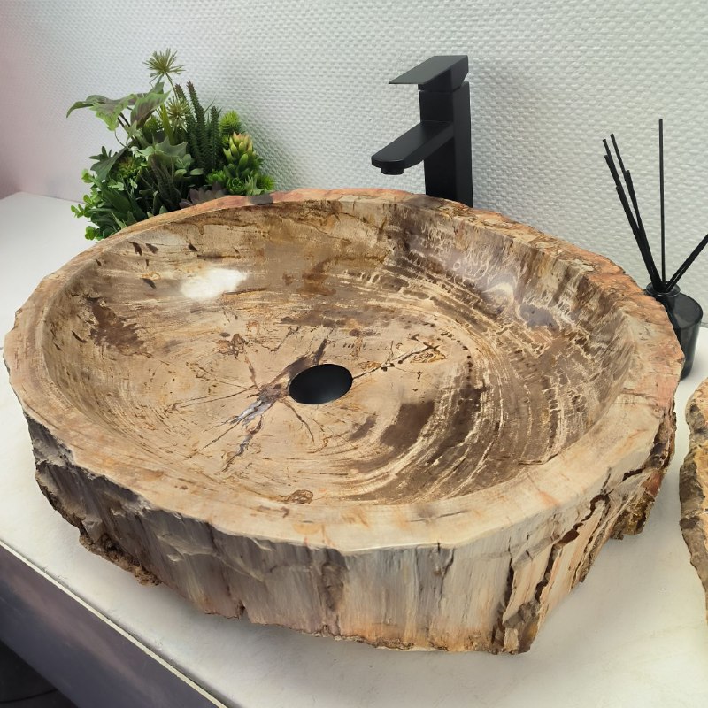 4m940lo7g2o61rad2o7zd3fo18t2buo8