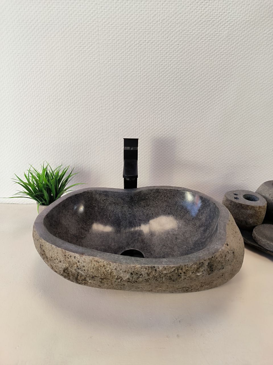 Раковина из речного камня RS-65971 51х36х15 из натурального камня