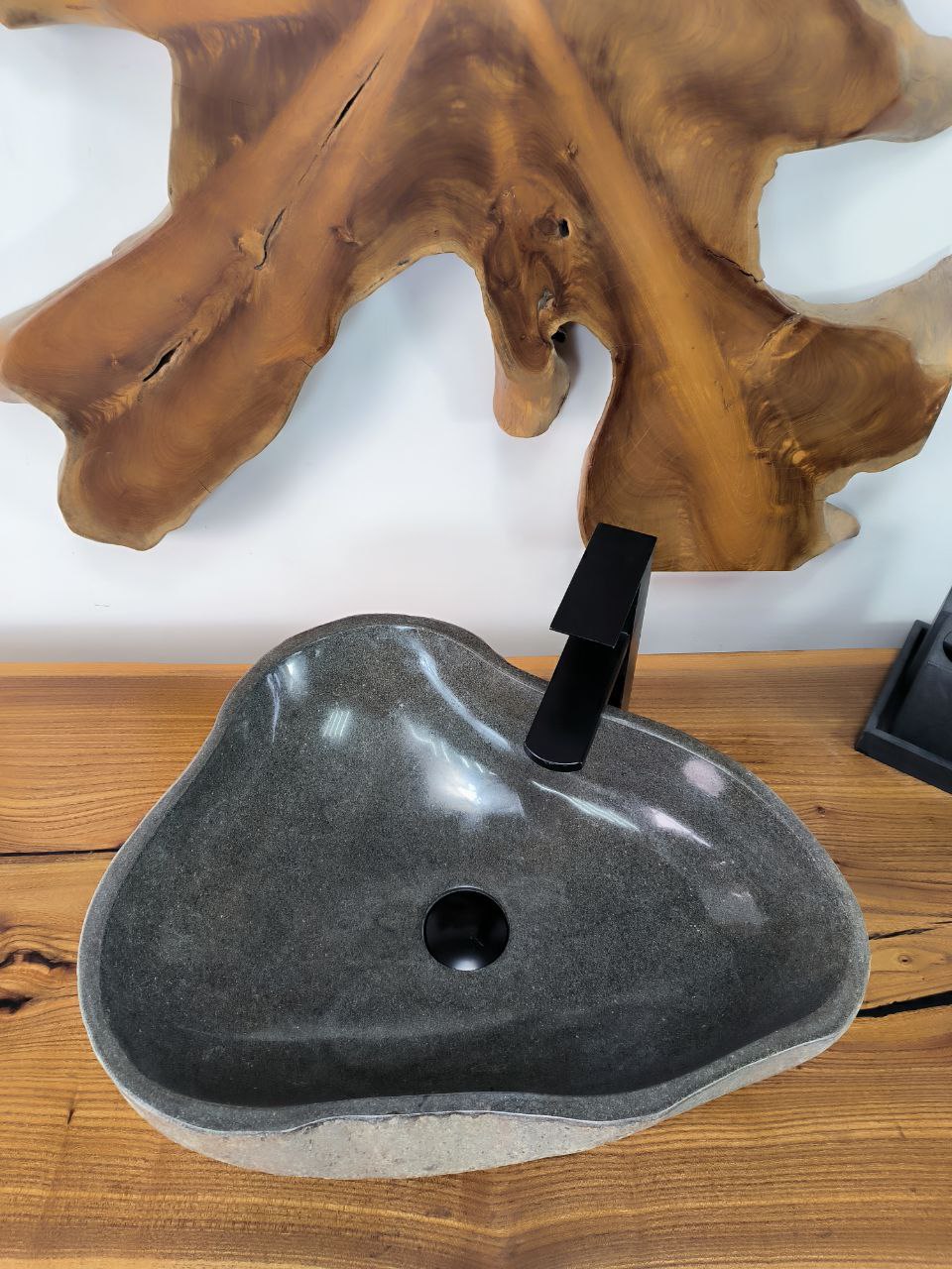 8f4cad1c-38e3-447a-93e2-04cbed265e26