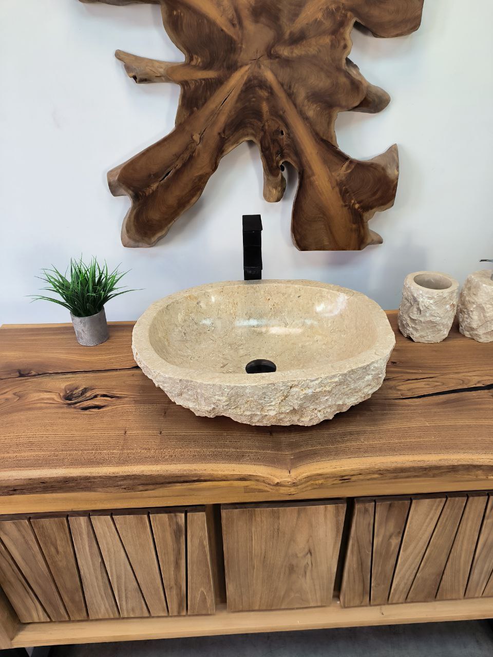 photo_2025-05-17_10-11-23