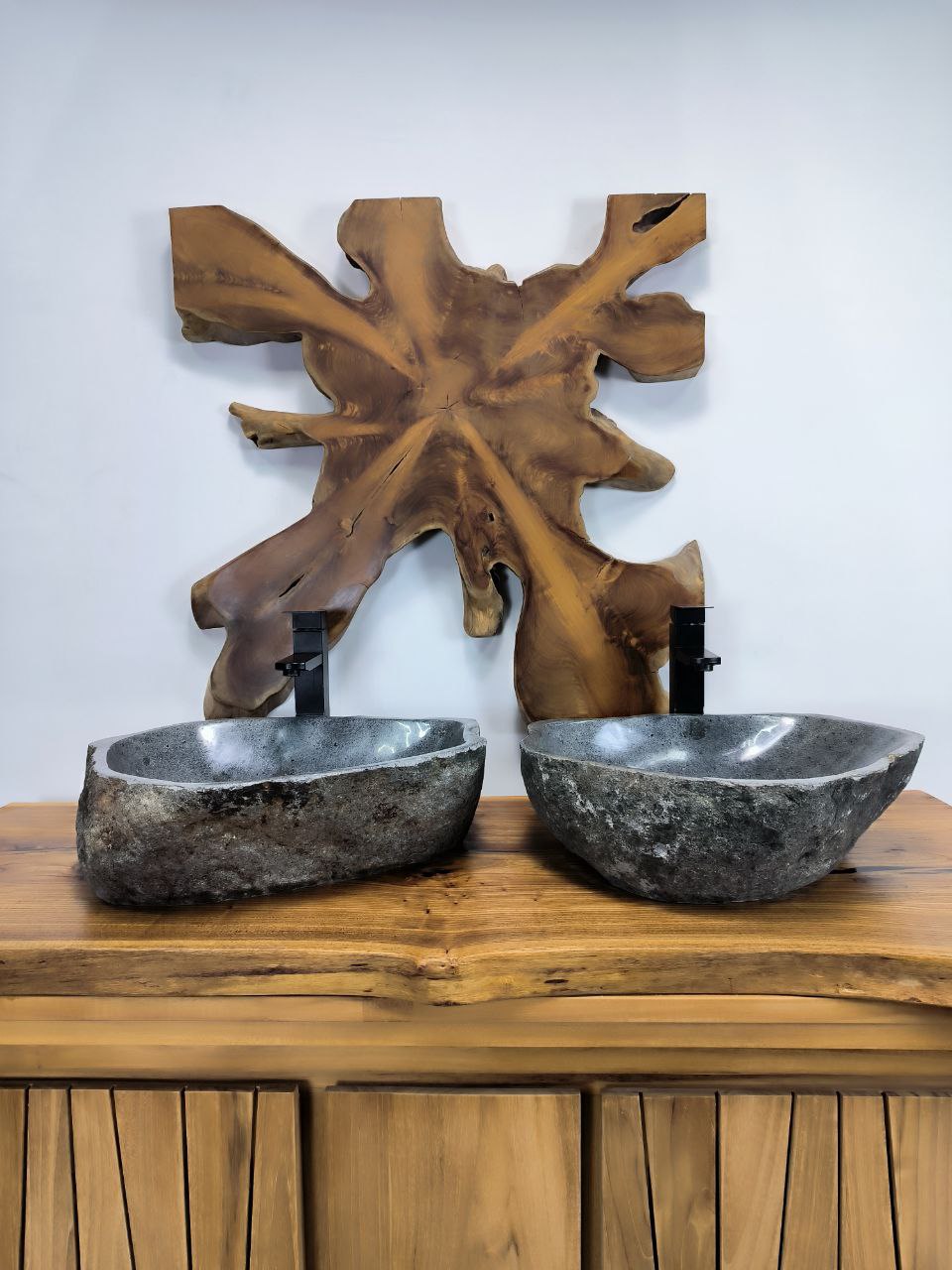 bf5970e8-f6a2-4b57-83ad-3a068c66baad