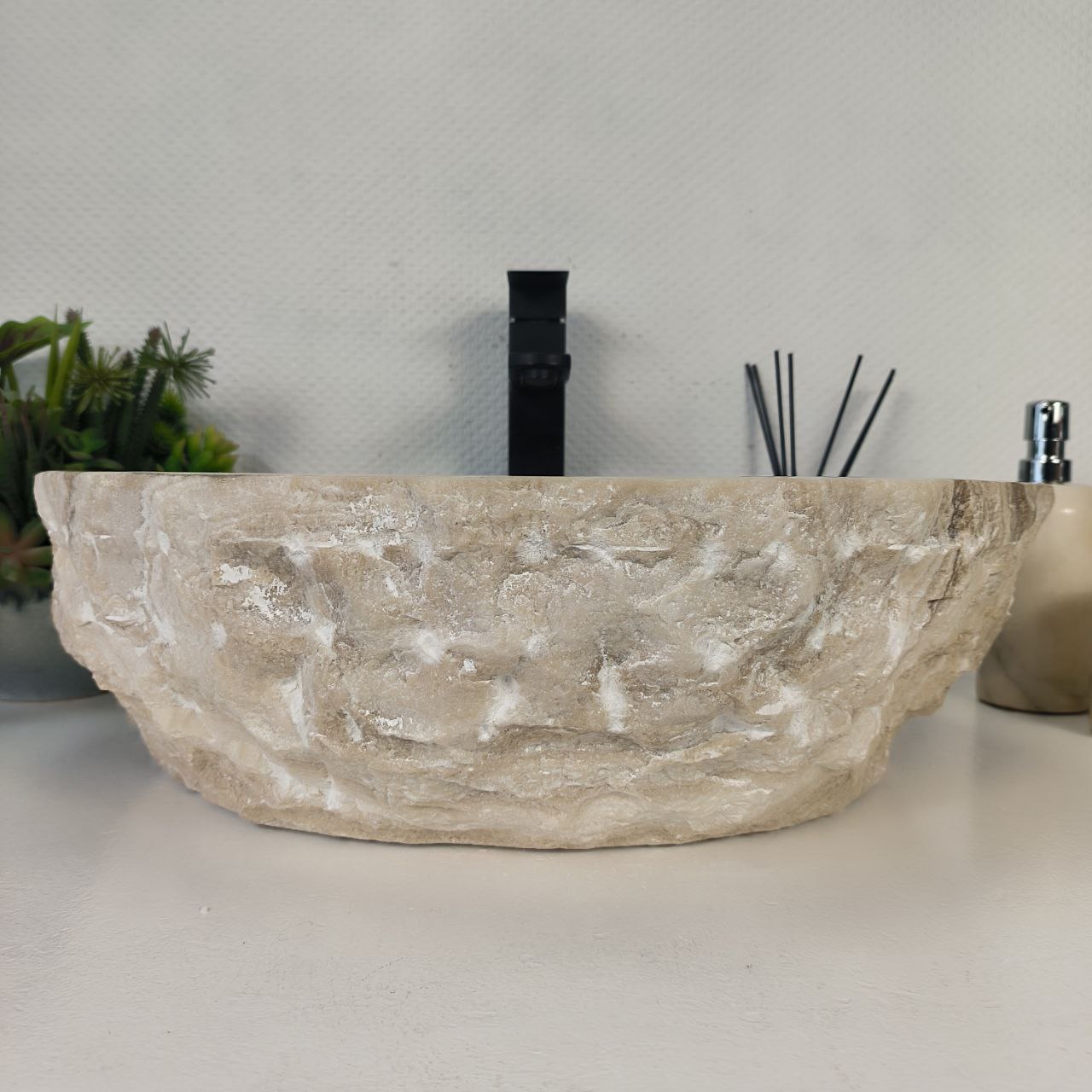 1riz1hteg6ffgfn92f8fhb4l32yqcoby