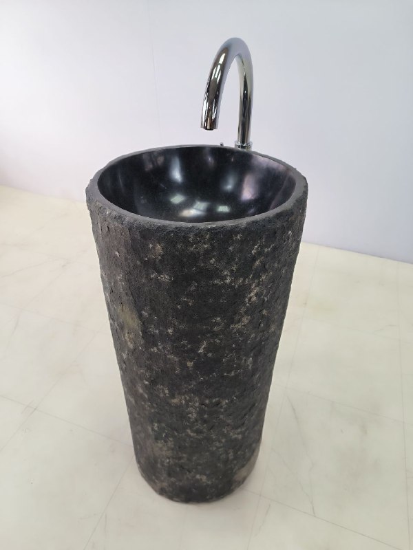 c1115d99-4db0-4a14-94e1-1e672768f9d6