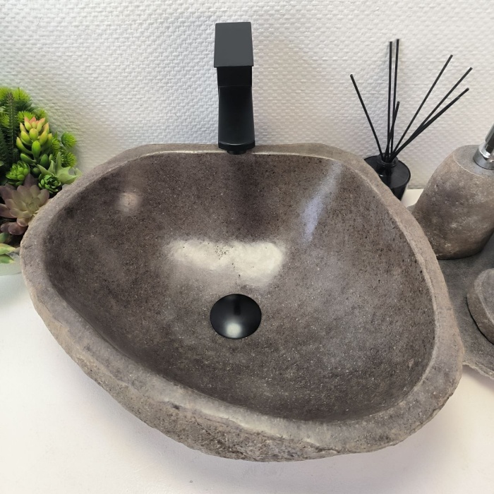 w432dna7mzx8d8m9r6b79k5v8ij3t73o