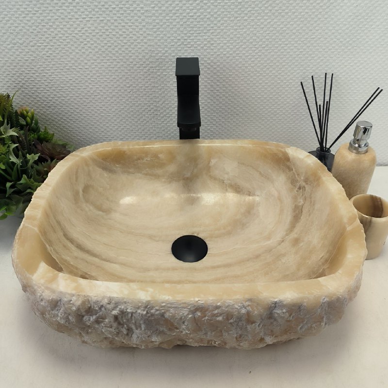 wjkr8zx7glur0qxsuraoqwvcn12uvbx5