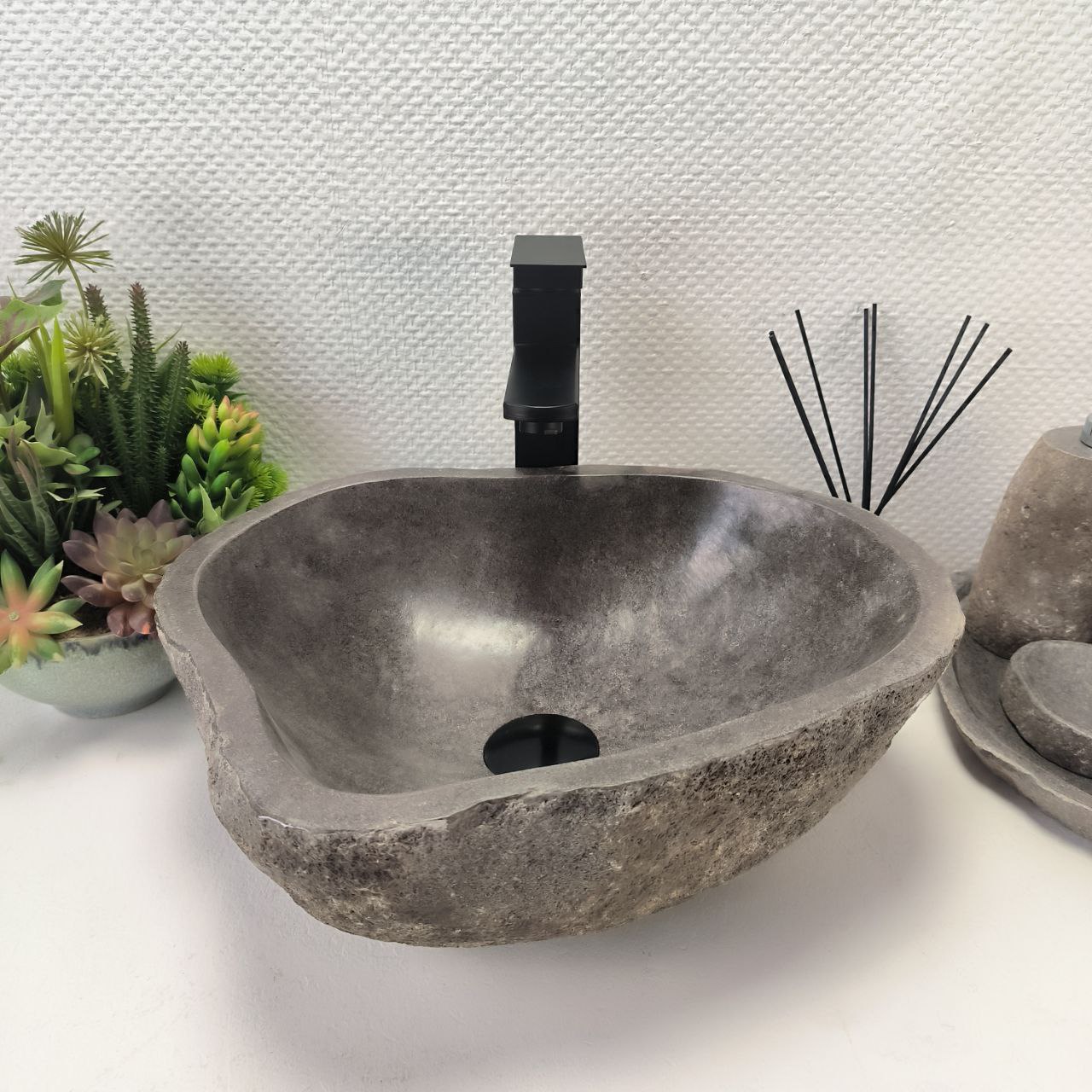 knruj64ikbny1badh5ituxo74jgh8xzp