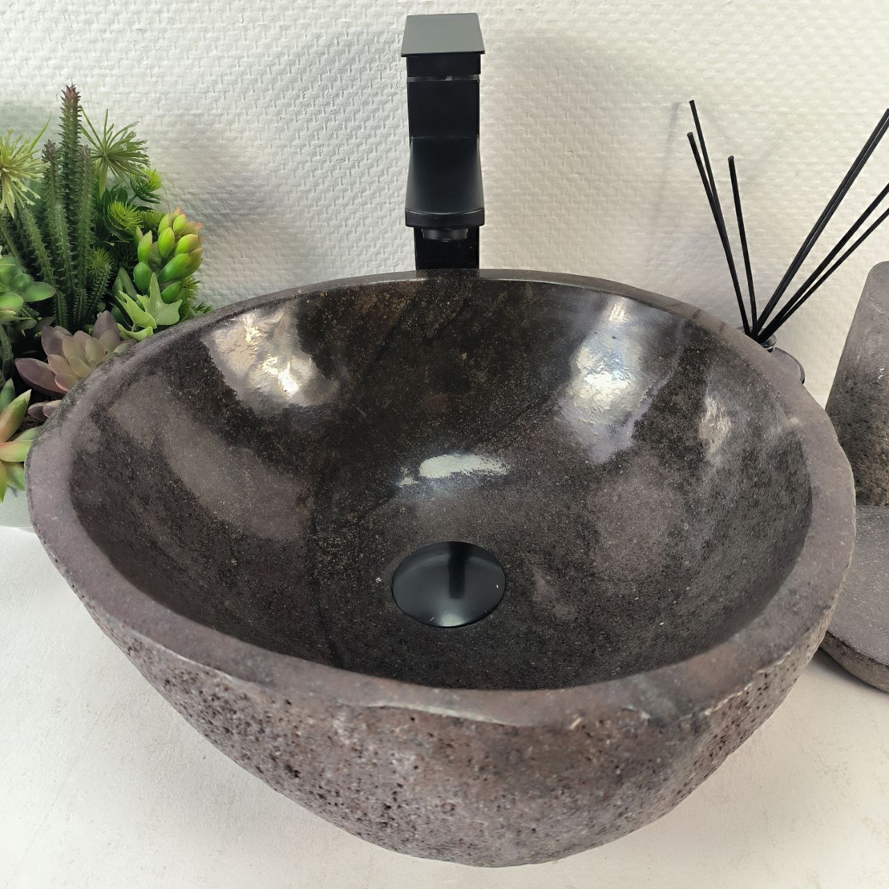 a3h5xq7xn49f4v6ui4a4dvmk3rp1h5uy