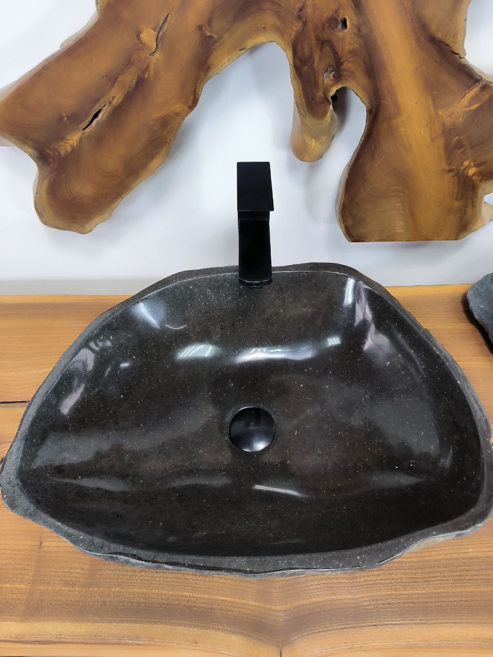 Раковина из речного камня RS-66385 54х41х15 из натурального камня