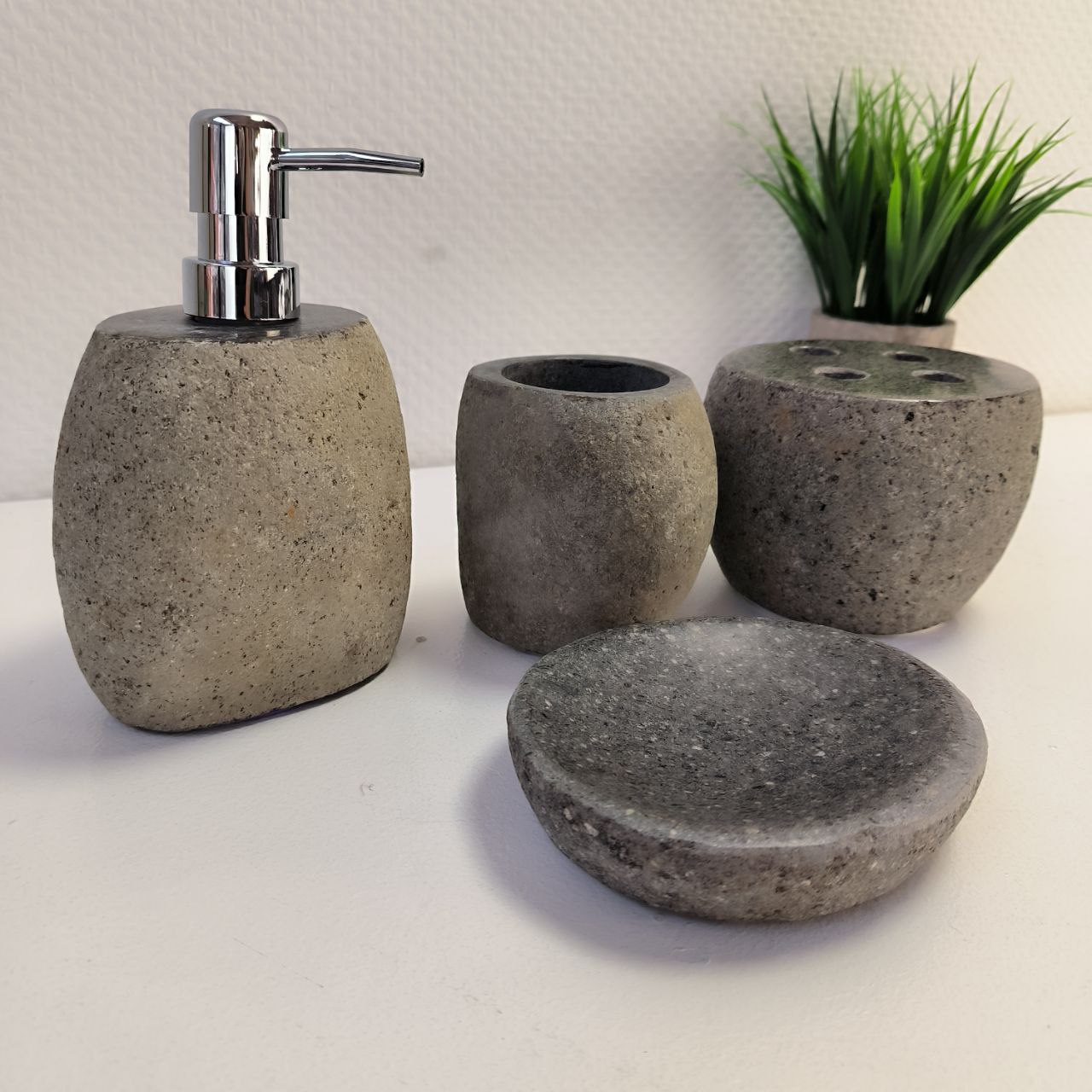 b1gfdph4t1lt27x6xfxpg5ur9x7msb82