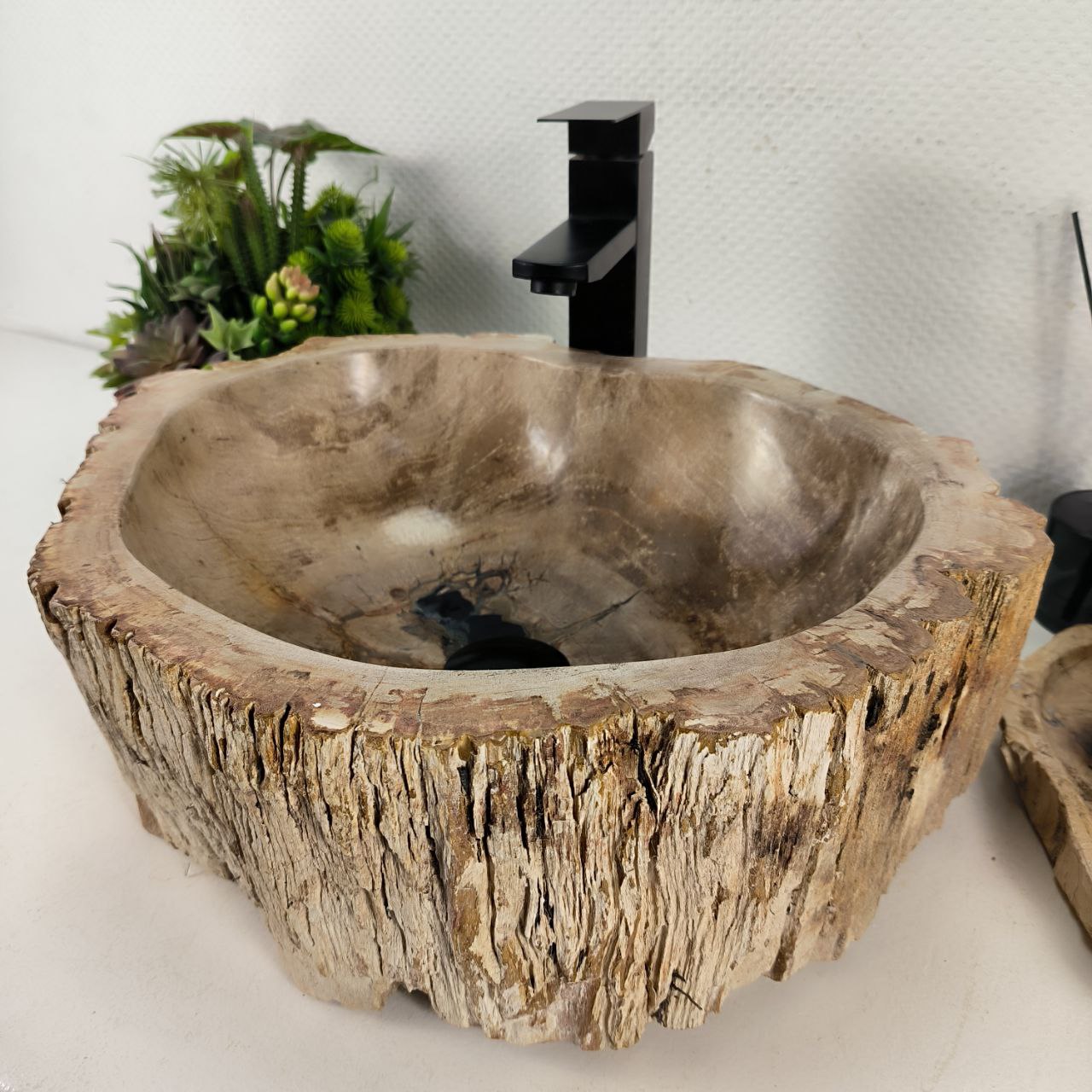 fg8hht2bu1cv4nvgimy9r6g2lymk10wb