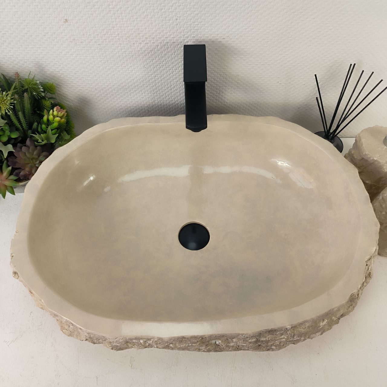 Раковина из мрамора Erozy Cream EM-65098 65*47*16 из натурального камня
