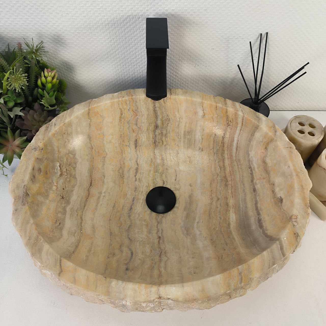 wbpg2s384rr3smlbdjb0g07z546wnxh8