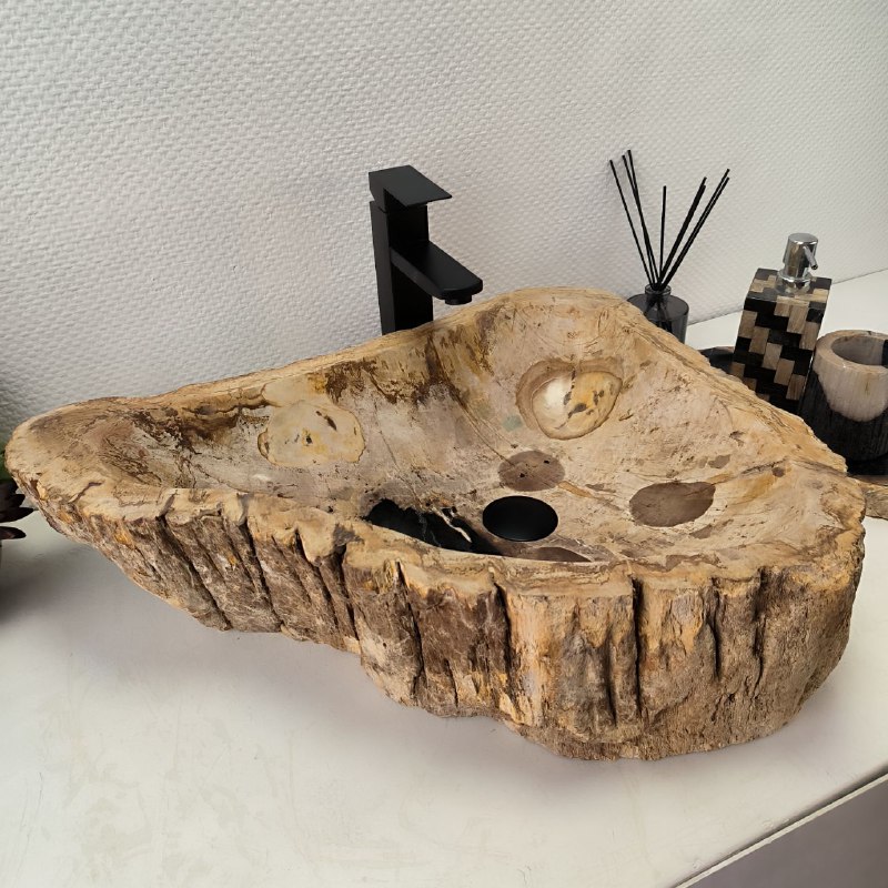 8ncbbjogoxxqqsbt1p7rrdcbww9139x0