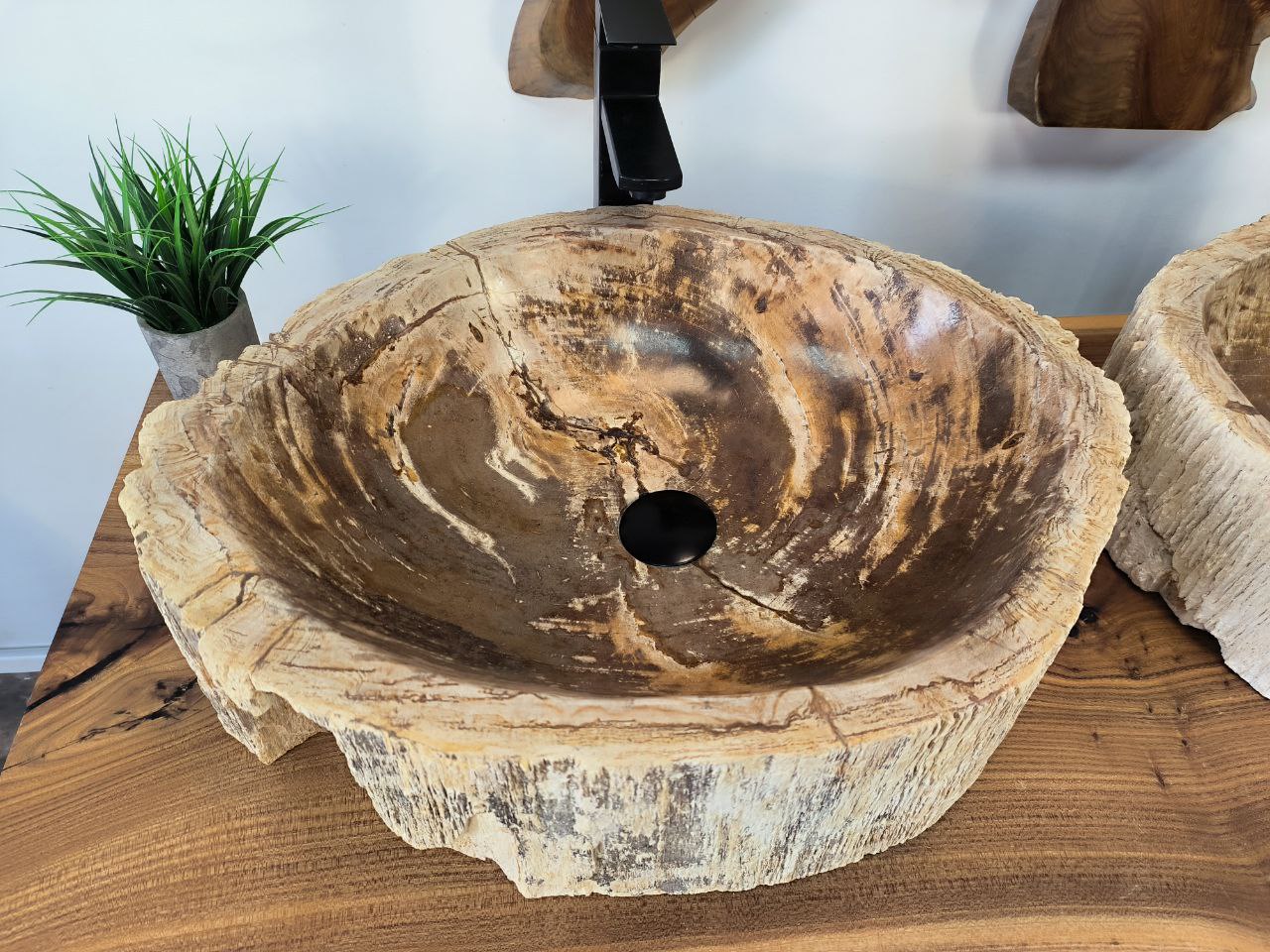 photo_2025-05-16_14-06-13