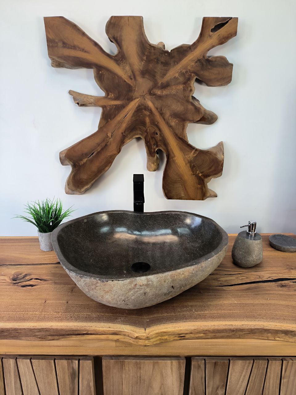 photo_2025-05-16_12-20-20