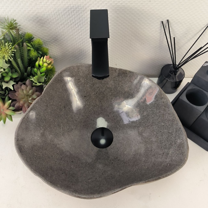 sn9es0tzrvhysbdi9l9g1kh4ub96v3it