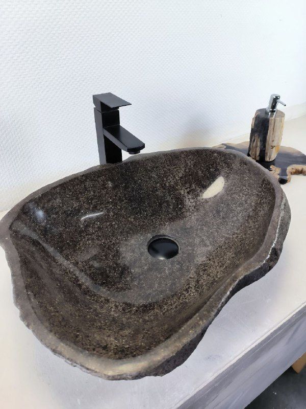 Раковина из речного камня RS-66230 58х42х15 из натурального камня