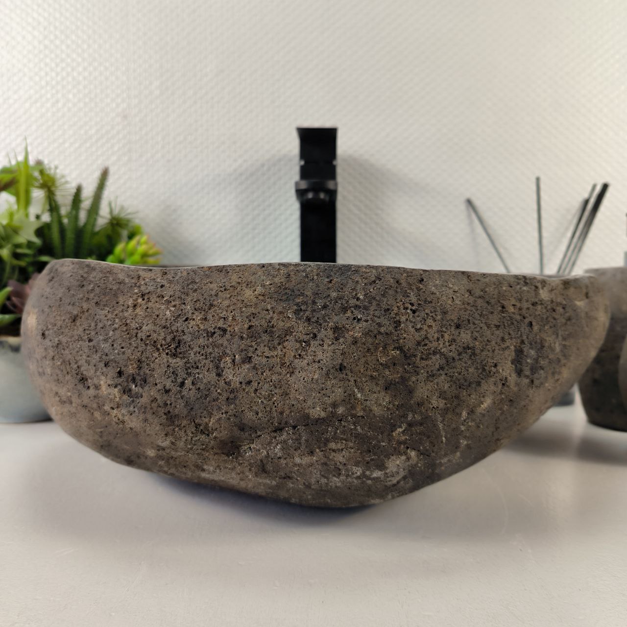 photo_2024-05-03_16-33-06