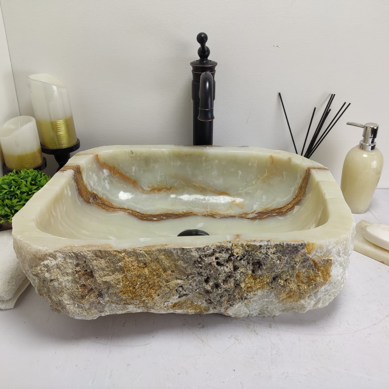 we1z5tl6kamobpiw037lpujl43httnn9