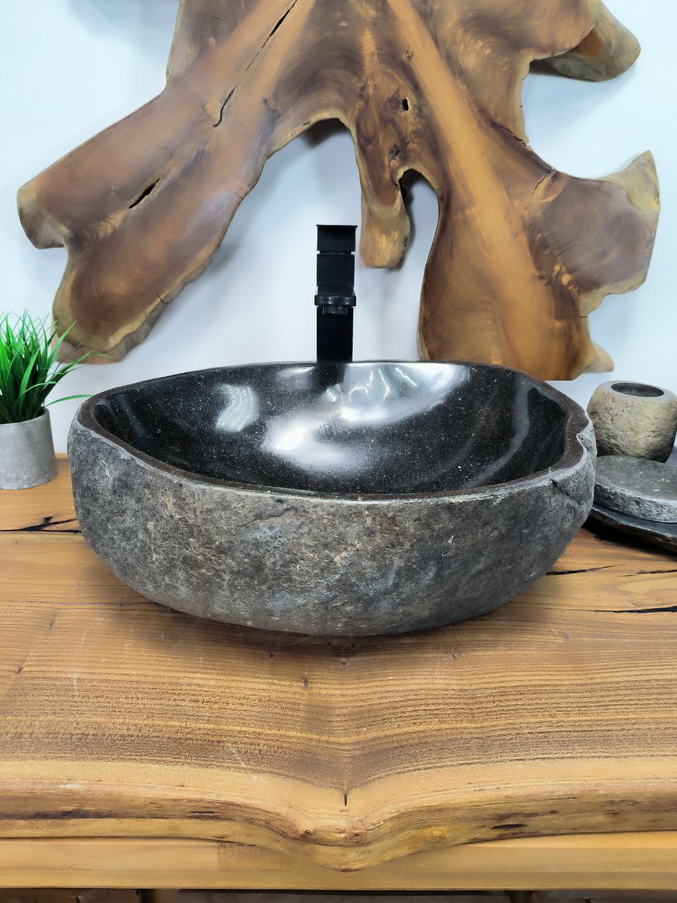 83a6bc9e-ecd4-40d7-a7cd-2e5d244a1567