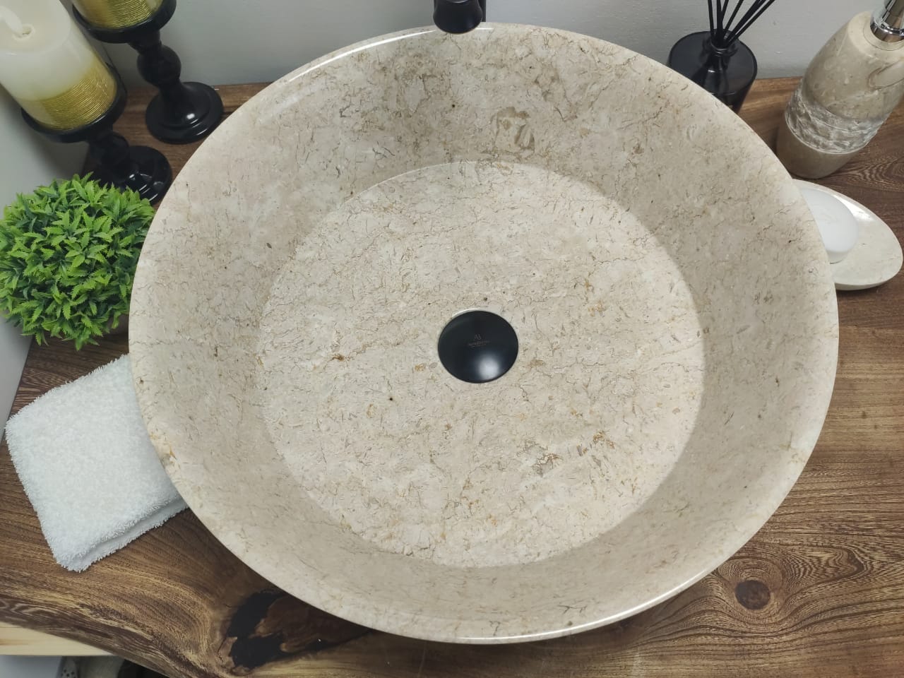 0f1aaf11859a545e1f23371ffe0ecd27