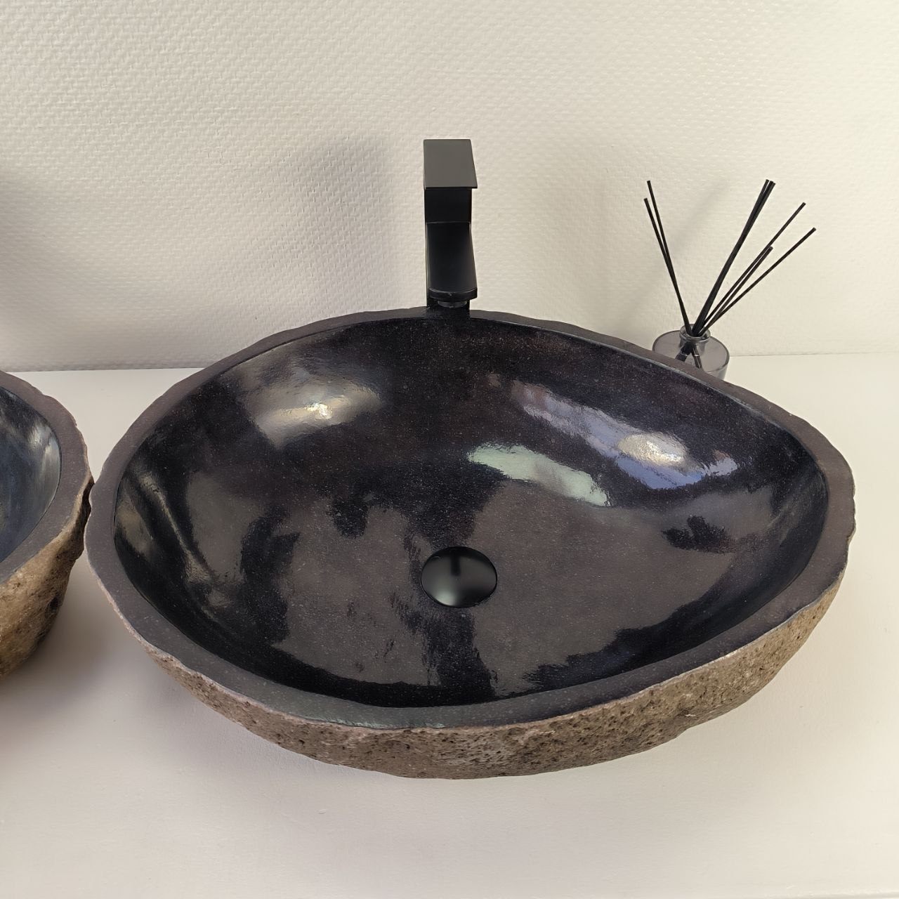 26e2xuosmdk0uem163pieekq5rp4h5xs