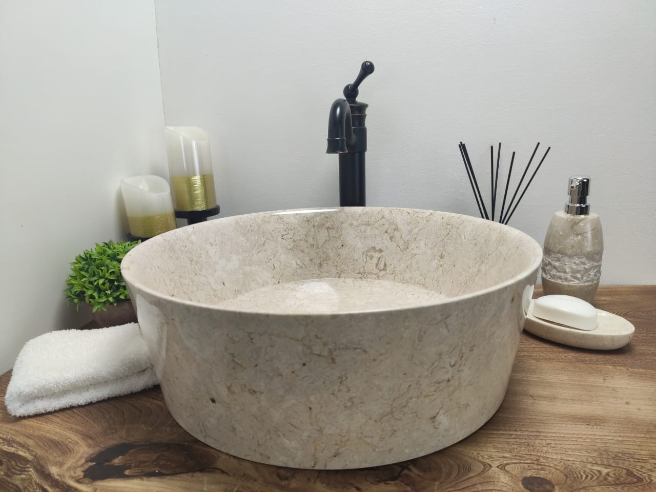 194000c502759a9f000d193a9f95f6a6