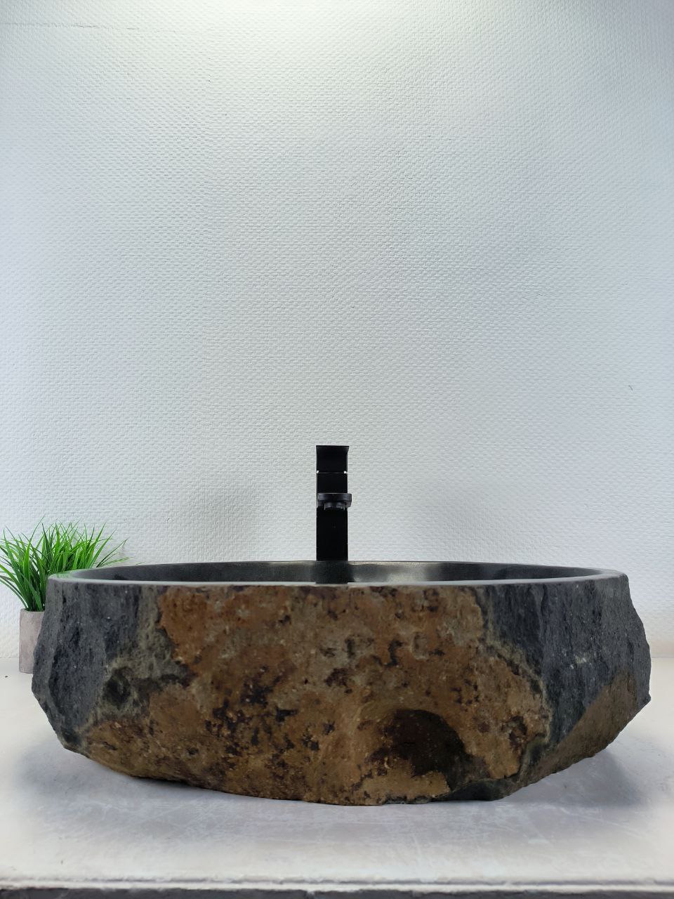 00a1c3d9-347f-4e3c-abdb-1e879a986f1b