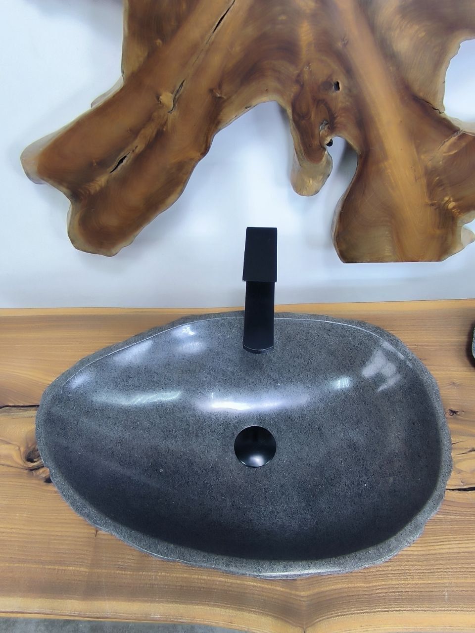 Раковина из речного камня RS-66421 56х37х15 из натурального камня